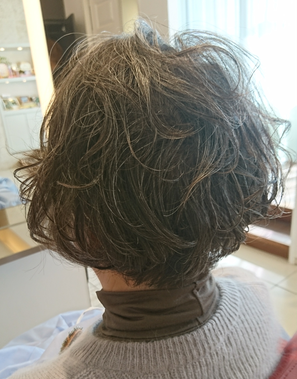 グレイヘアーもオシャレに過ごしませんか アミリア Amiliea By Zaza 神楽坂美容室