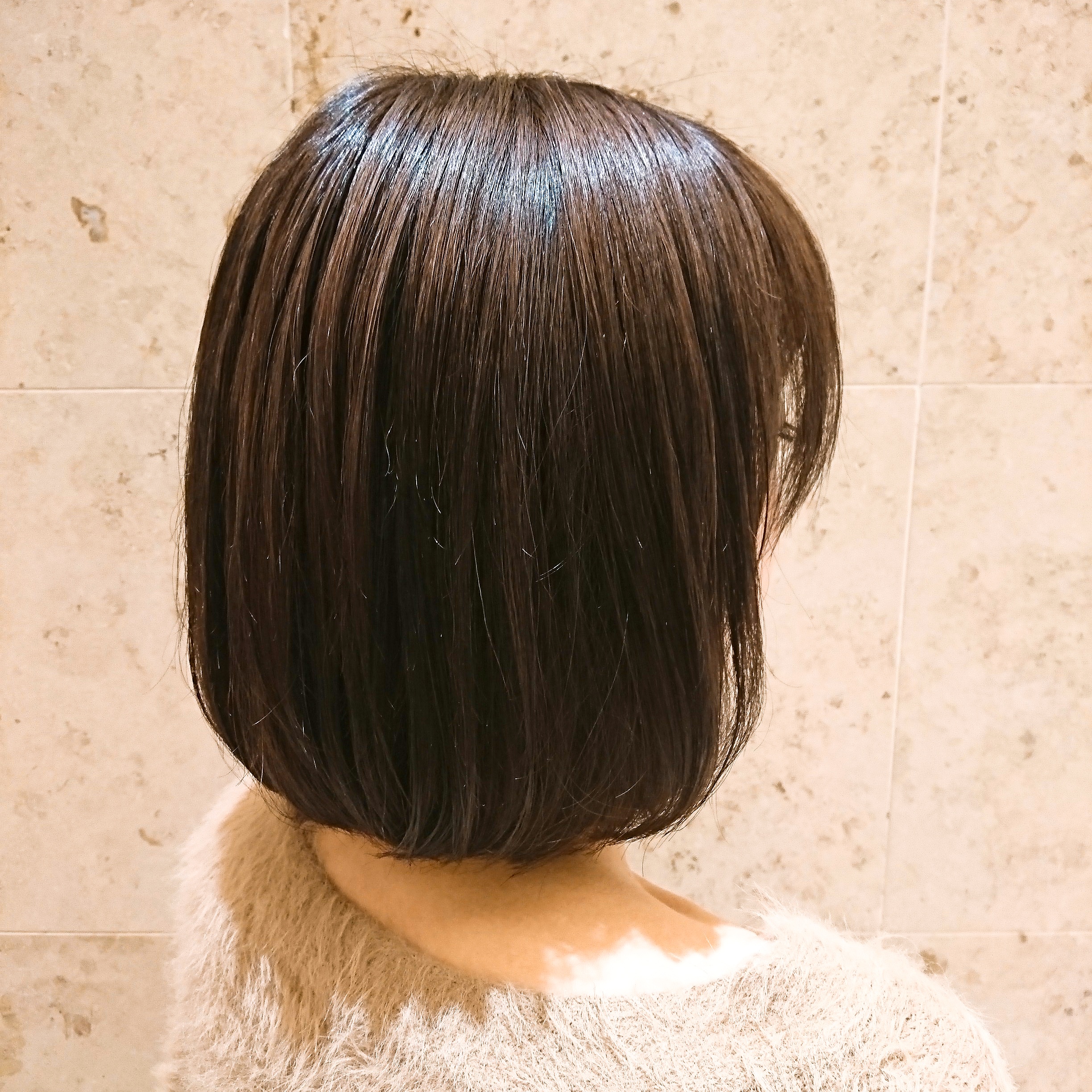 ヘアカラーチェンジ 冬に向けて髪色暗くしたいと思ったら アミリア Amiliea By Zaza 神楽坂美容室